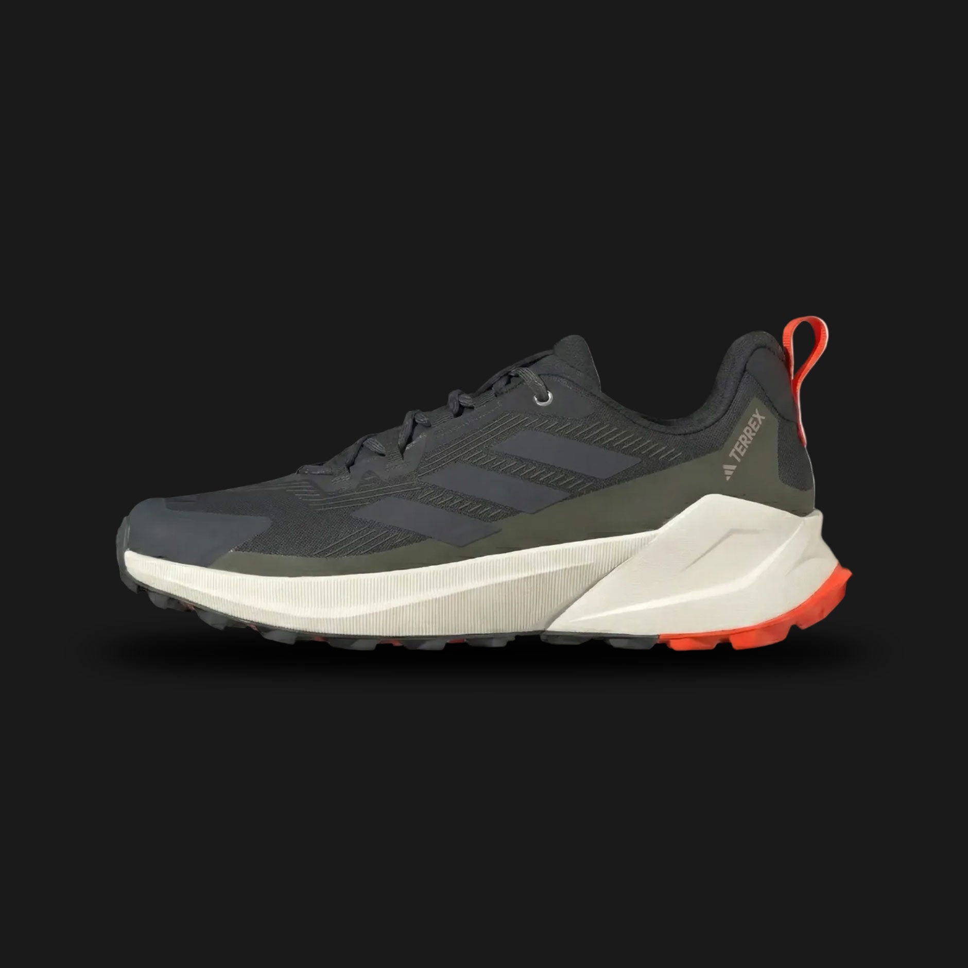 adidas Terrex Trailmaker 2.0 hiking shoes in Carbon, Grey Six, and Core Black (Design Code: IE5145). Featuring a breathable and durable mesh upper with synthetic overlays for abrasion resistance. Equipped with a lightweight bio-based EVA midsole for cushioning and a Continental™ Rubber outsole for extraordinary grip in wet and dry conditions. Luxuntique offers 100% authentic adidas Terrex outdoor footwear at the lowest price in Sri Lanka.