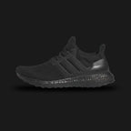 Adidas Ultraboost 1.0 men's running shoes in Core Black and Beam Pink (Design Code: HQ4204). Featuring the iconic full-length Boost midsole for energy return, a breathable Primeknit upper made with recycled ocean plastic, and a Stretchweb outsole with Continental™ Rubber. Luxuntique offers 100% authentic Adidas Ultraboost 1.0 at the lowest price in Sri Lanka.
