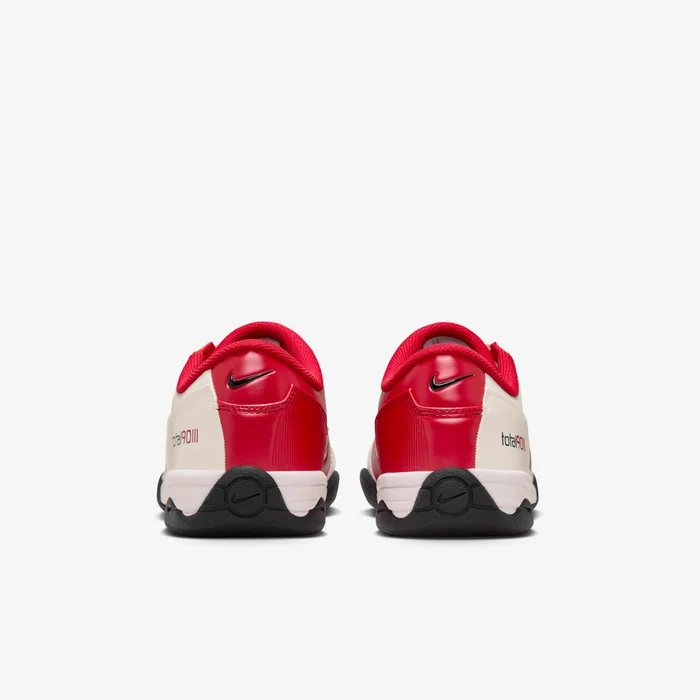 Nike Total 90