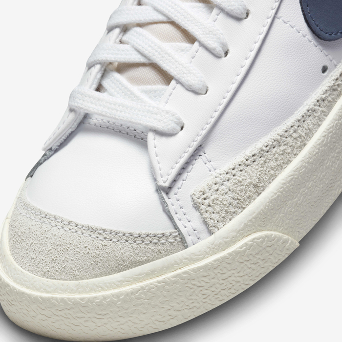 Nike Blazer Mid '77