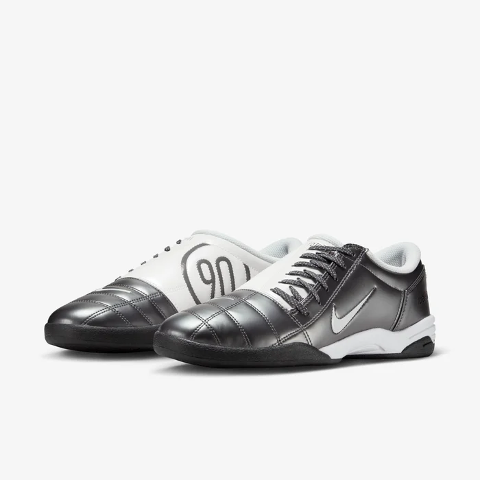 Nike Total 90