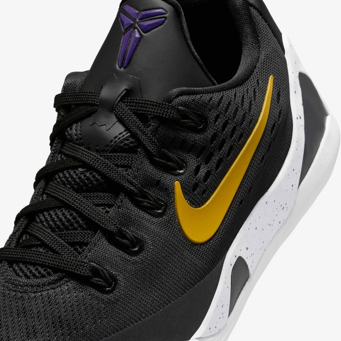 Kobe IX