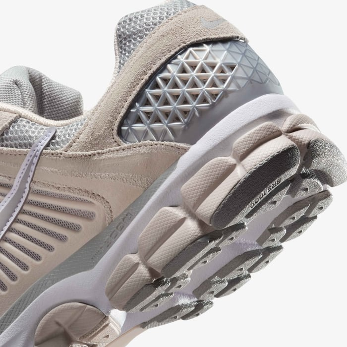 Nike Zoom Vomero 5