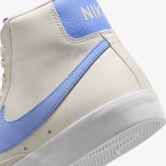 Nike Blazer Mid '77