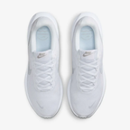 Nike Revolution 8