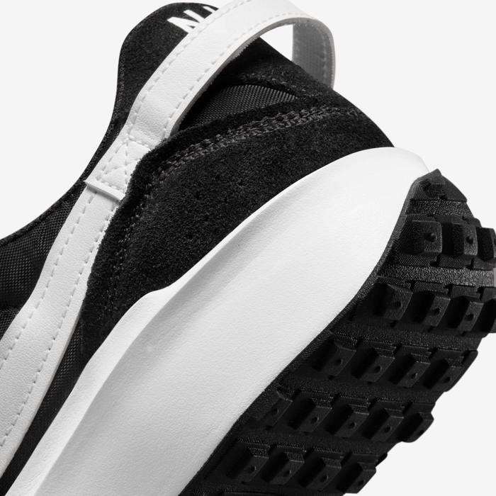 Nike Waffle Debut
