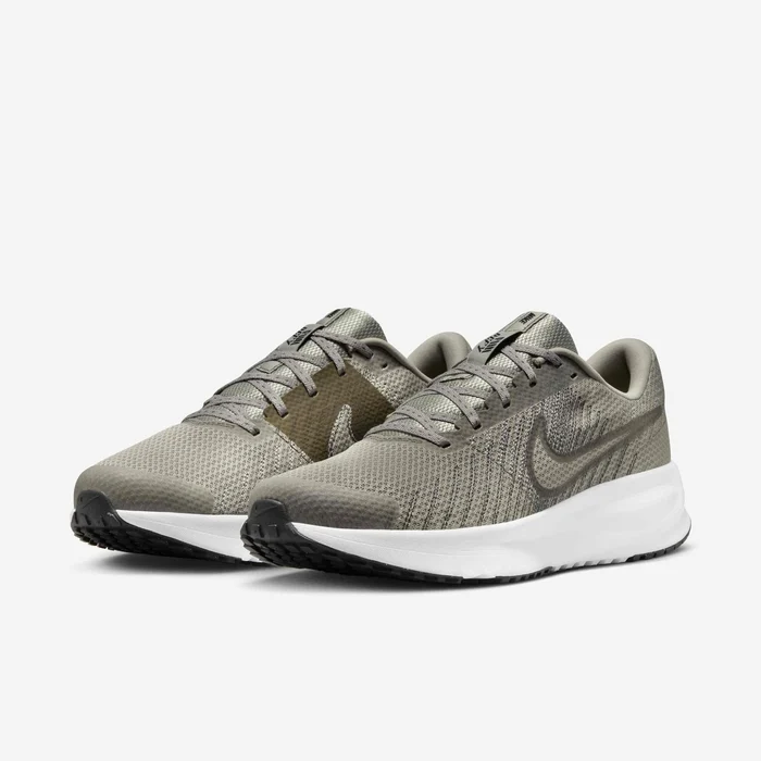 Nike Run Defy