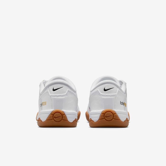 Nike Total 90