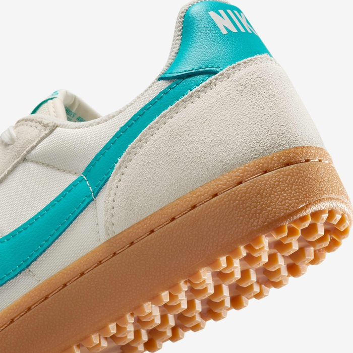 Nike Field General