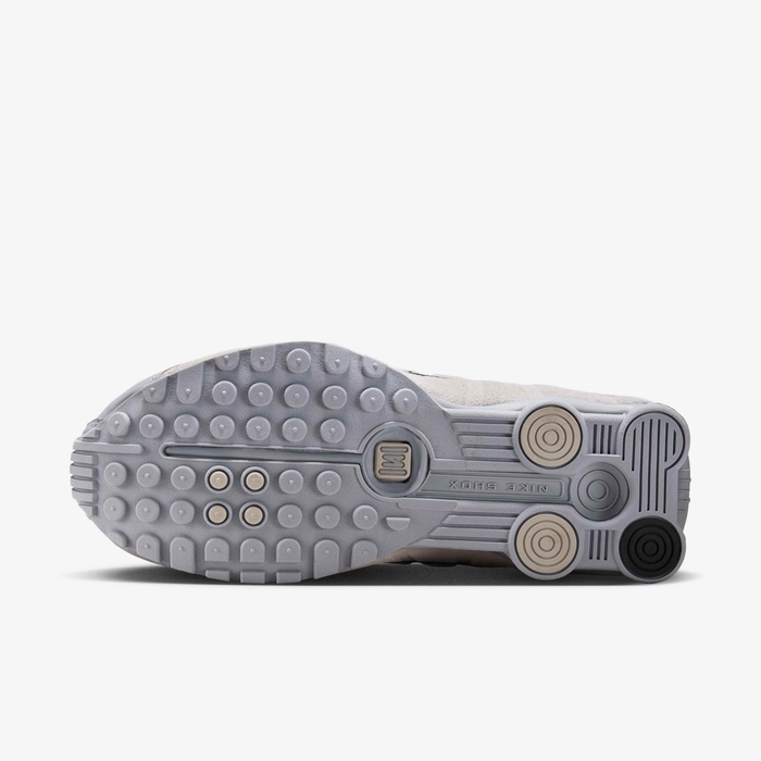 Nike Shox R4
