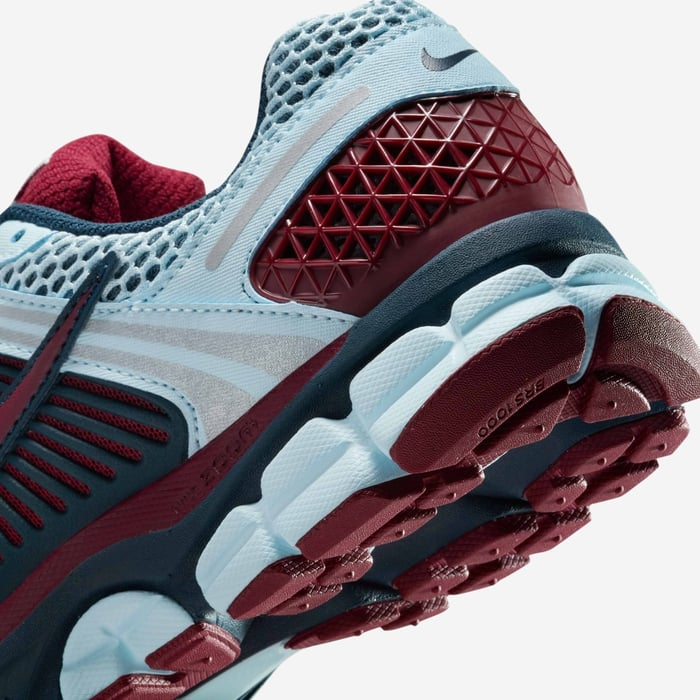 Nike Zoom Vomero 5