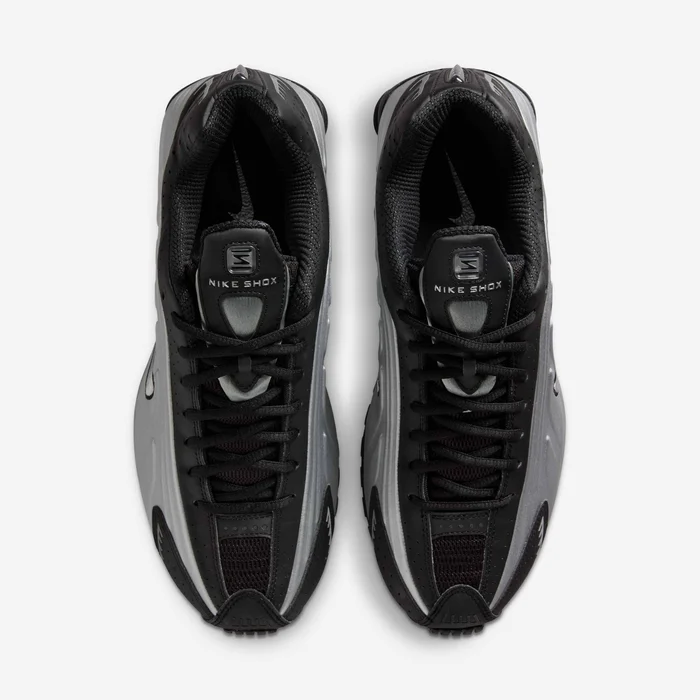 Nike Shox R4