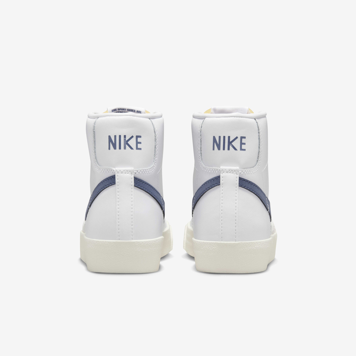 Nike Blazer Mid '77