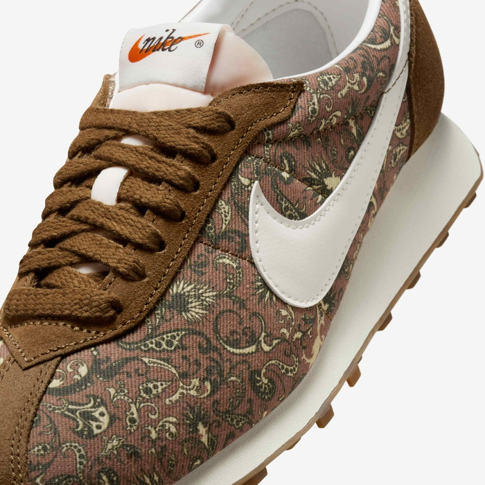Nike LD-1000