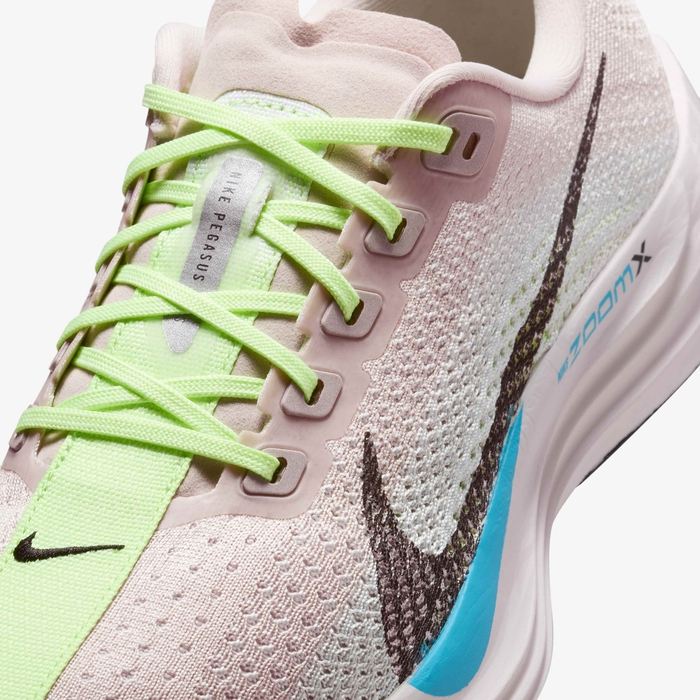 Nike Pegasus Plus