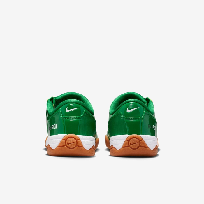 Nike Total 90