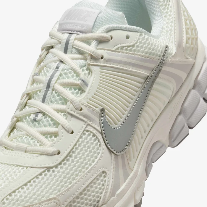 Nike Zoom Vomero 5