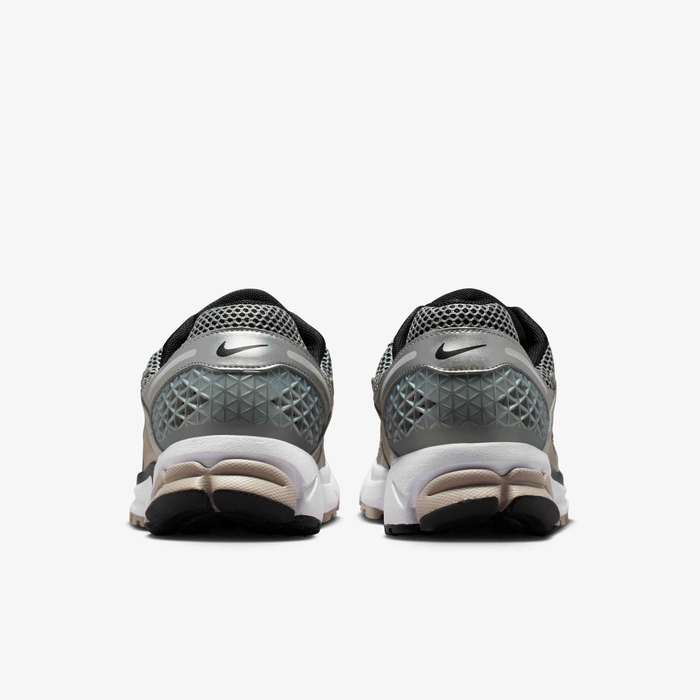 Nike Zoom Vomero 5