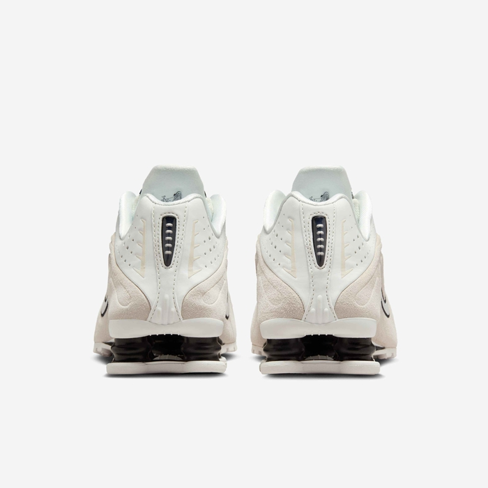 Nike Shox R4