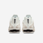 Nike Shox R4