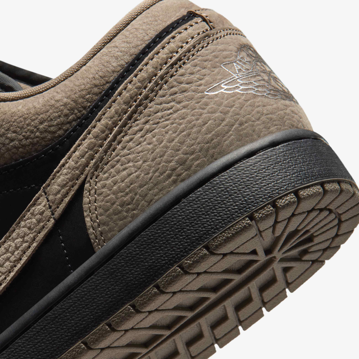 Air Jordan 1 Low SE