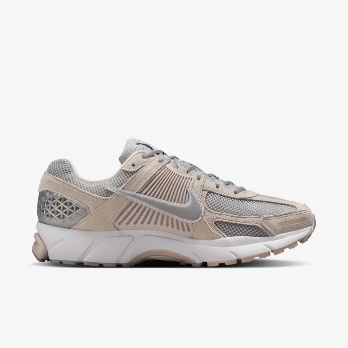 Nike Zoom Vomero 5