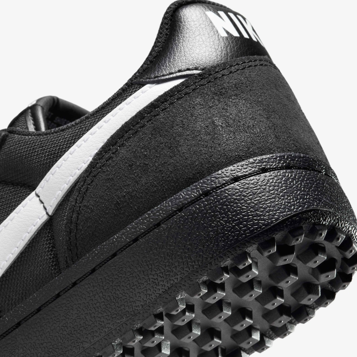 Nike Field General