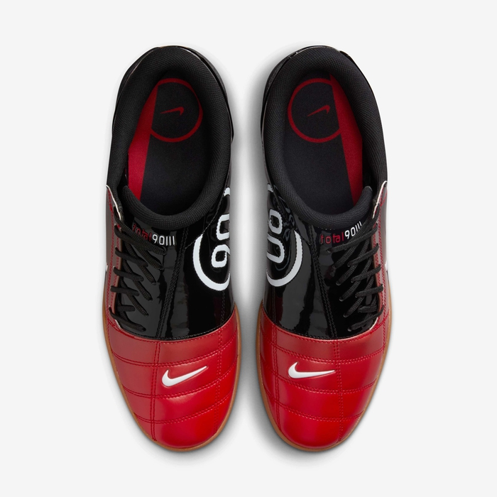 Nike Total 90