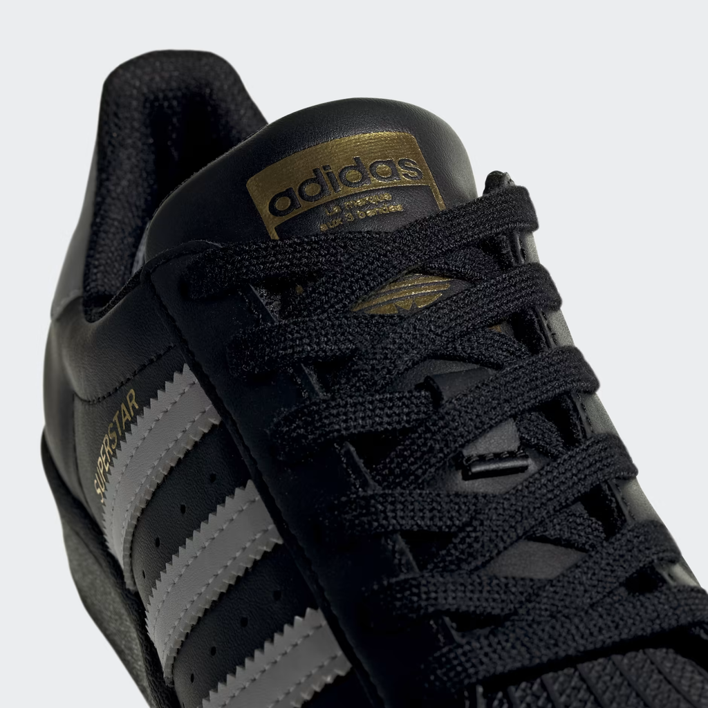 Adidas Superstar