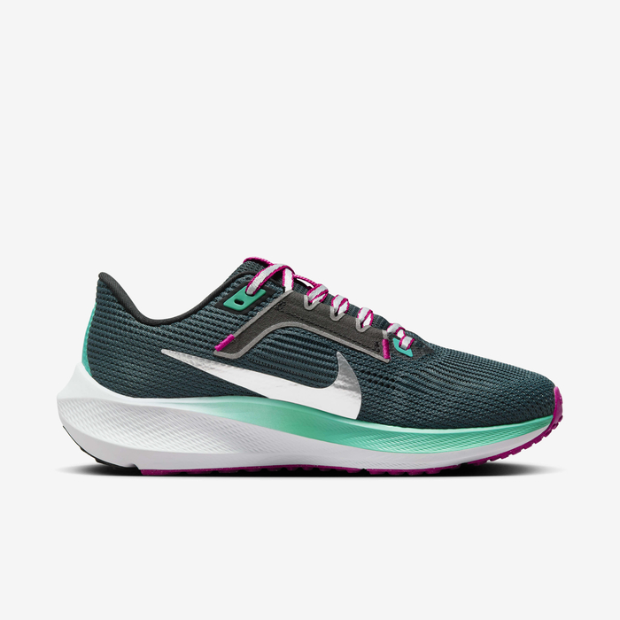 Nike Pegasus 40