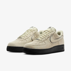Nike Air Force 1 '07 LV8