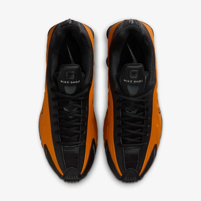 Nike Shox R4