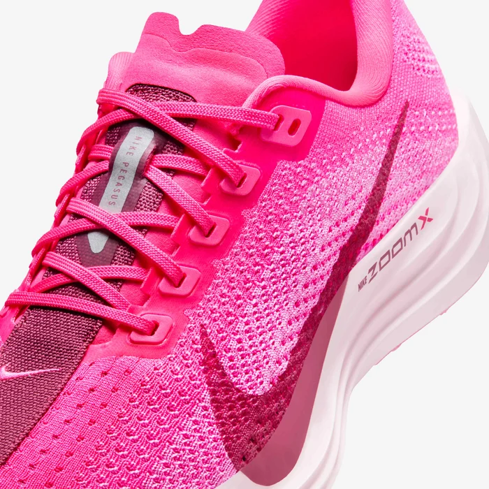 Nike Pegasus Plus