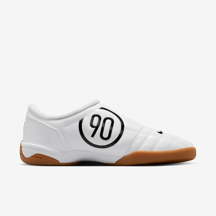 Nike Total 90