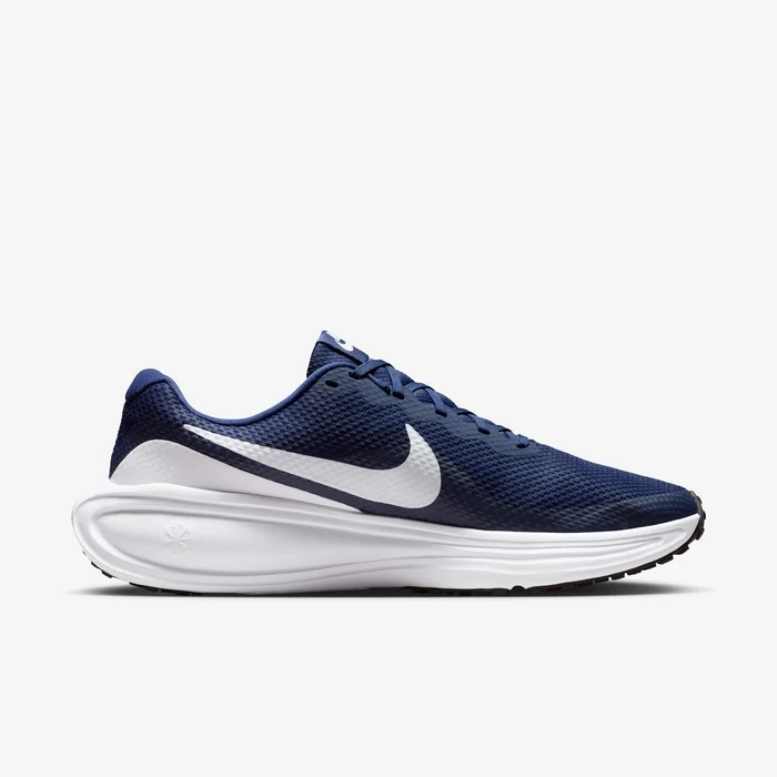 Nike Revolution 8