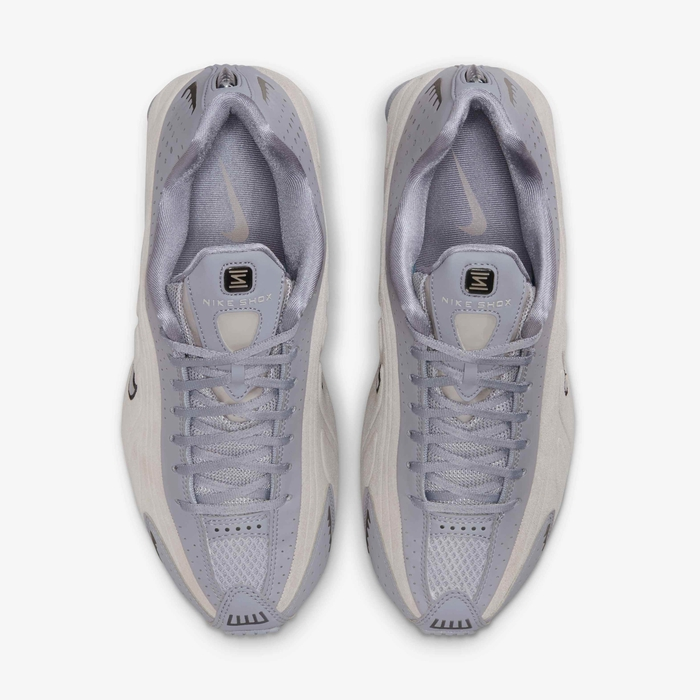 Nike Shox R4