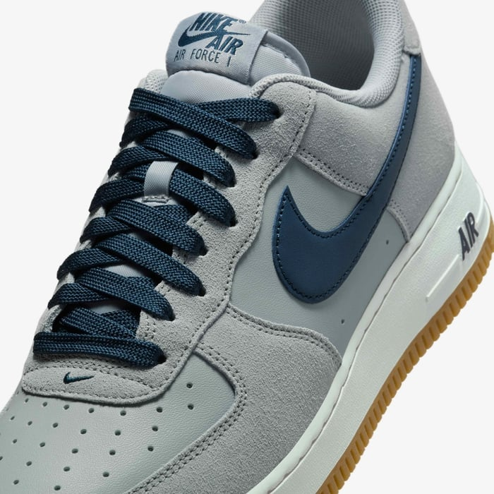 Nike Air Force 1 '07 LV8