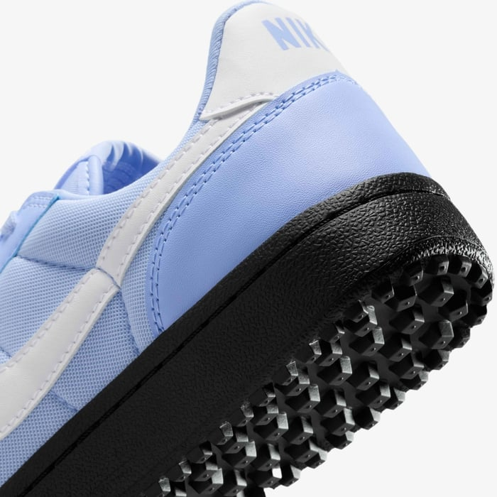 Nike Field General