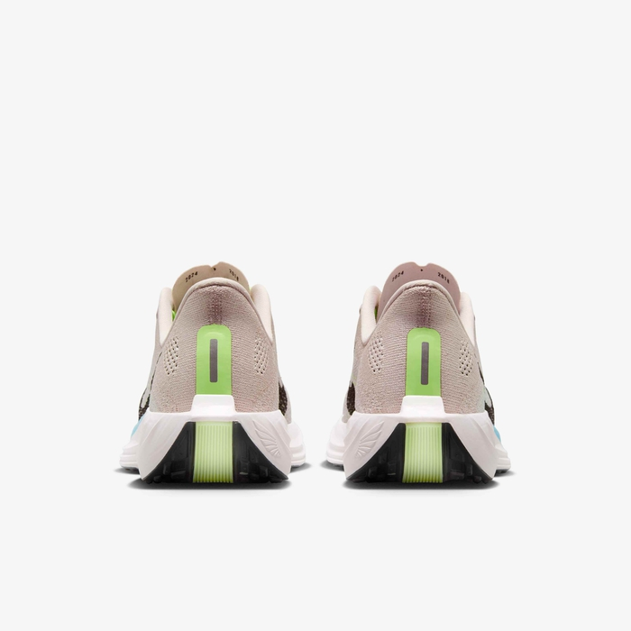 Nike Pegasus Plus