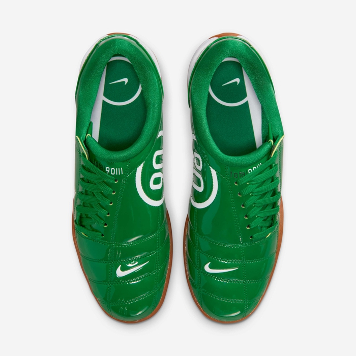 Nike Total 90
