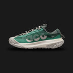 Nike ACG Mountain Fly 2 Low in Bicoastal, Vintage Green, and Light Orewood Brown (Design Code: DV7903-300). Featuring a rugged lugged outsole, a semi-gusseted tongue for trail protection, and an extended rubber toe cap for durability. Luxuntique offers 100% authentic Nike ACG performance shoes at the lowest price in Sri Lanka.