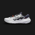 Nike ACG Mountain Fly 2 Low in Gridiron, Summit White, and Black (Design Code: DV7903-001). Featuring an oversized lugged rubber outsole for trail traction, a semi-gusseted tongue for debris protection, and durable ACG branding. Luxuntique offers 100% authentic Nike outdoor performance footwear at the lowest price in Sri Lanka.